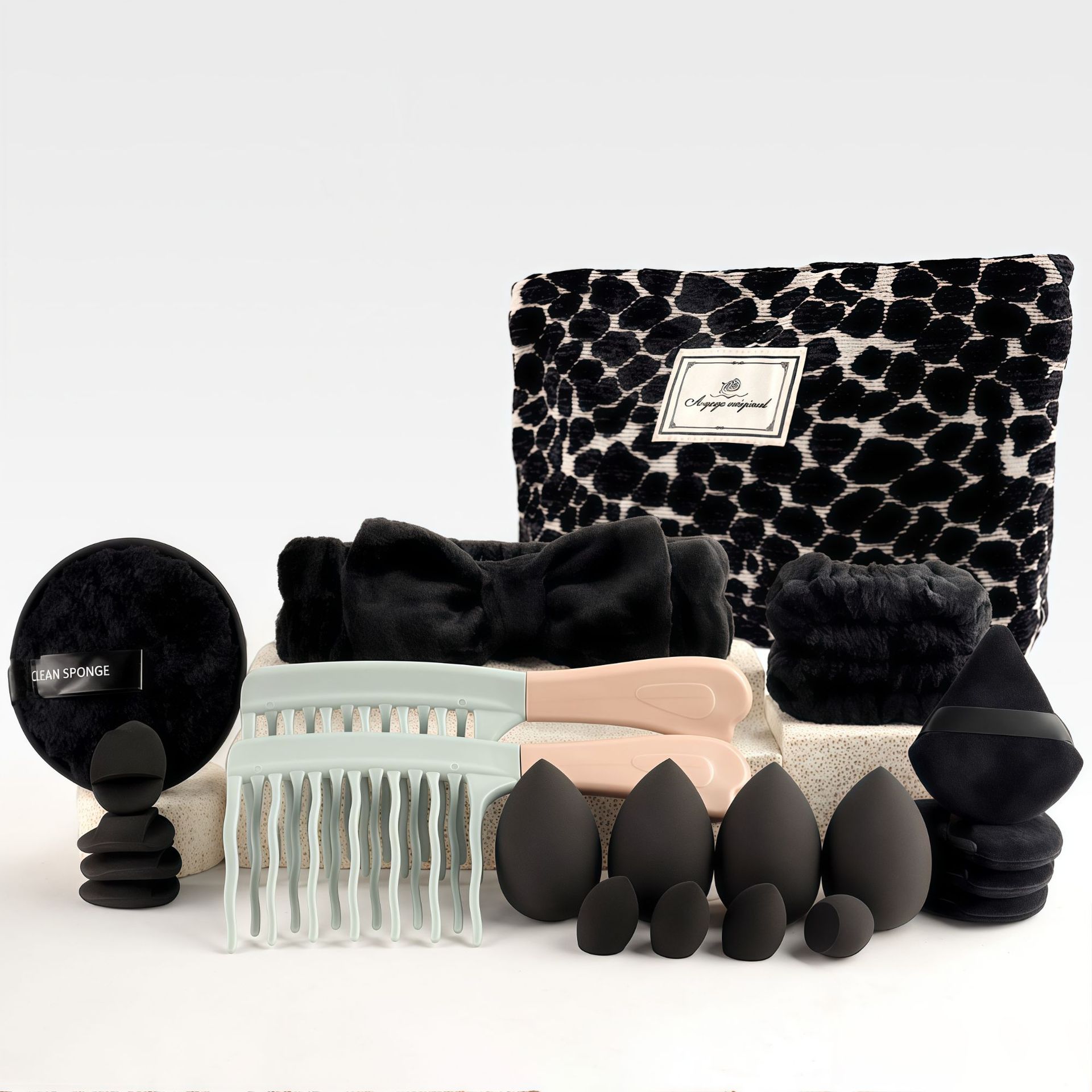 Набор кистей для макияжа в сти – обзор и цена Travel Accessories Kit